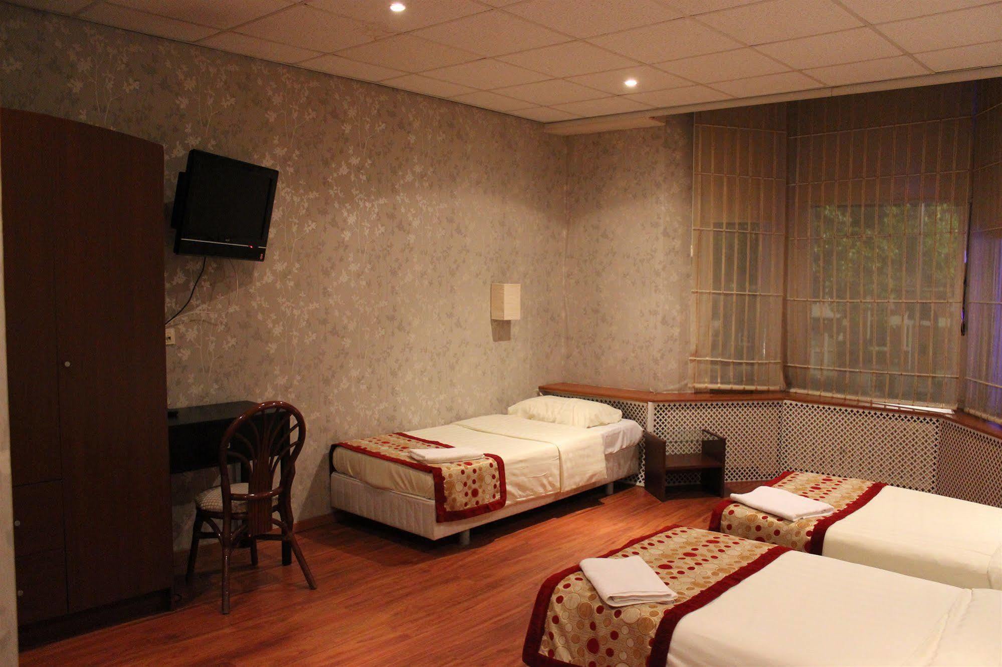 Skyline Hotel รอตเตอร์ดัม ภายนอก รูปภาพ