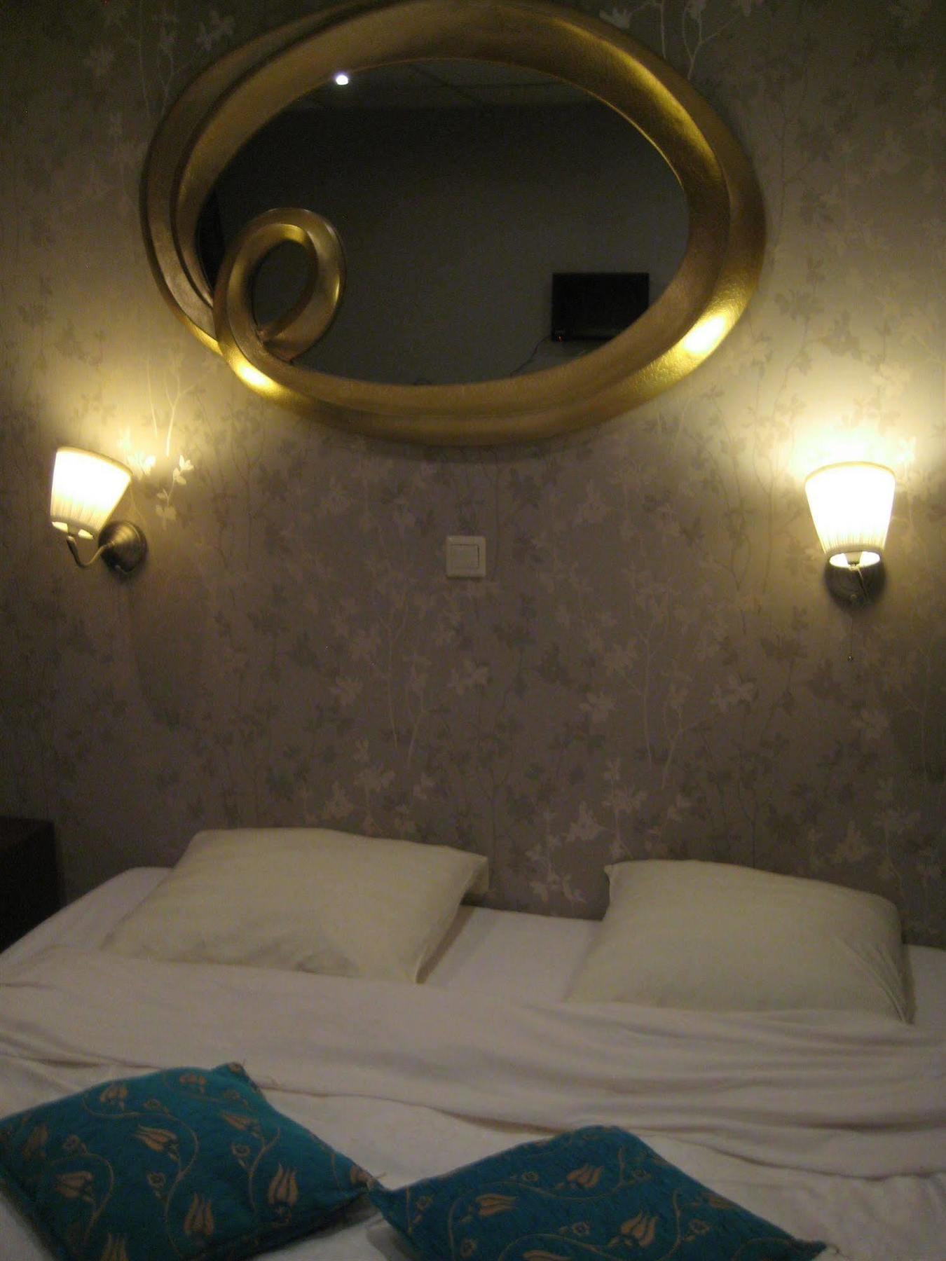 Skyline Hotel รอตเตอร์ดัม ภายนอก รูปภาพ